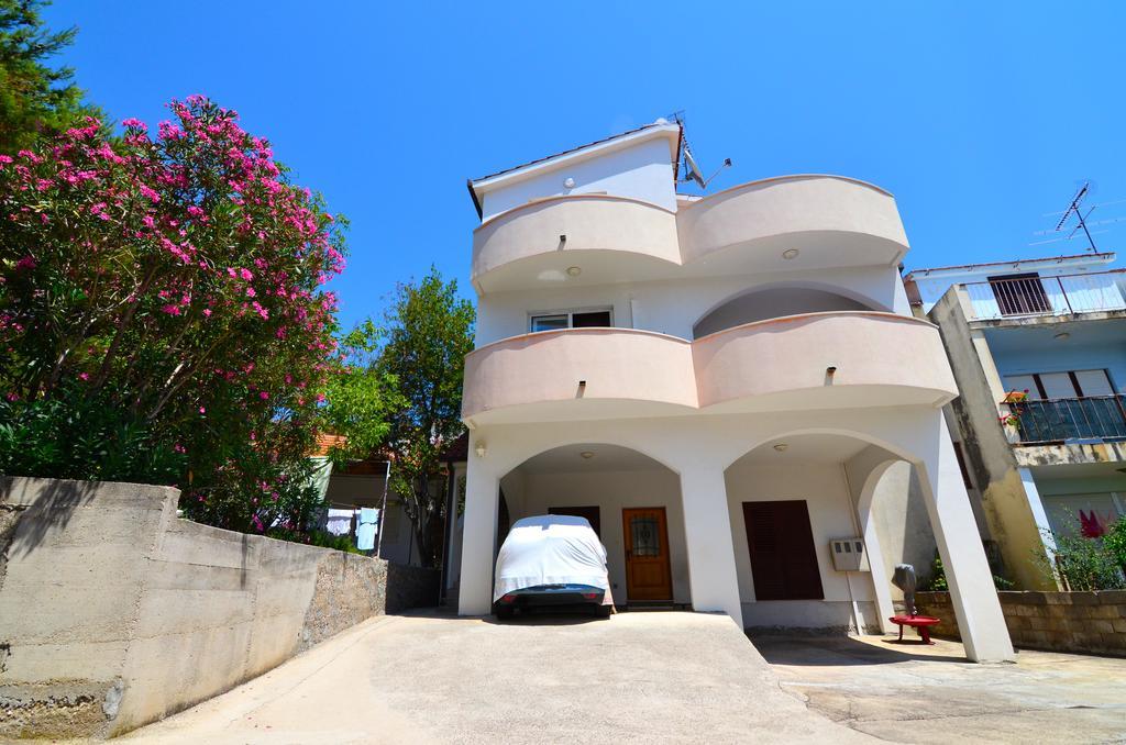 Appartamento Apartman Milena Primošten Esterno foto