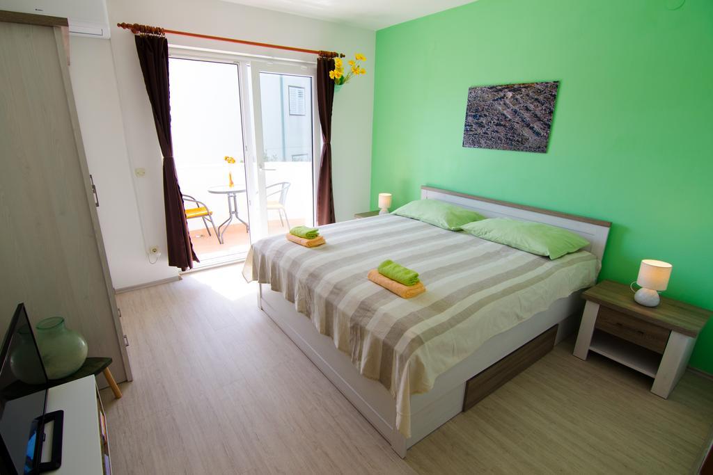 Appartamento Apartman Milena Primošten Esterno foto