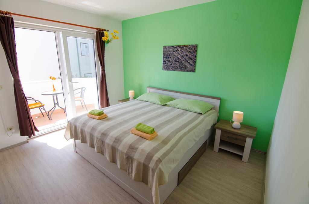 Appartamento Apartman Milena Primošten Esterno foto